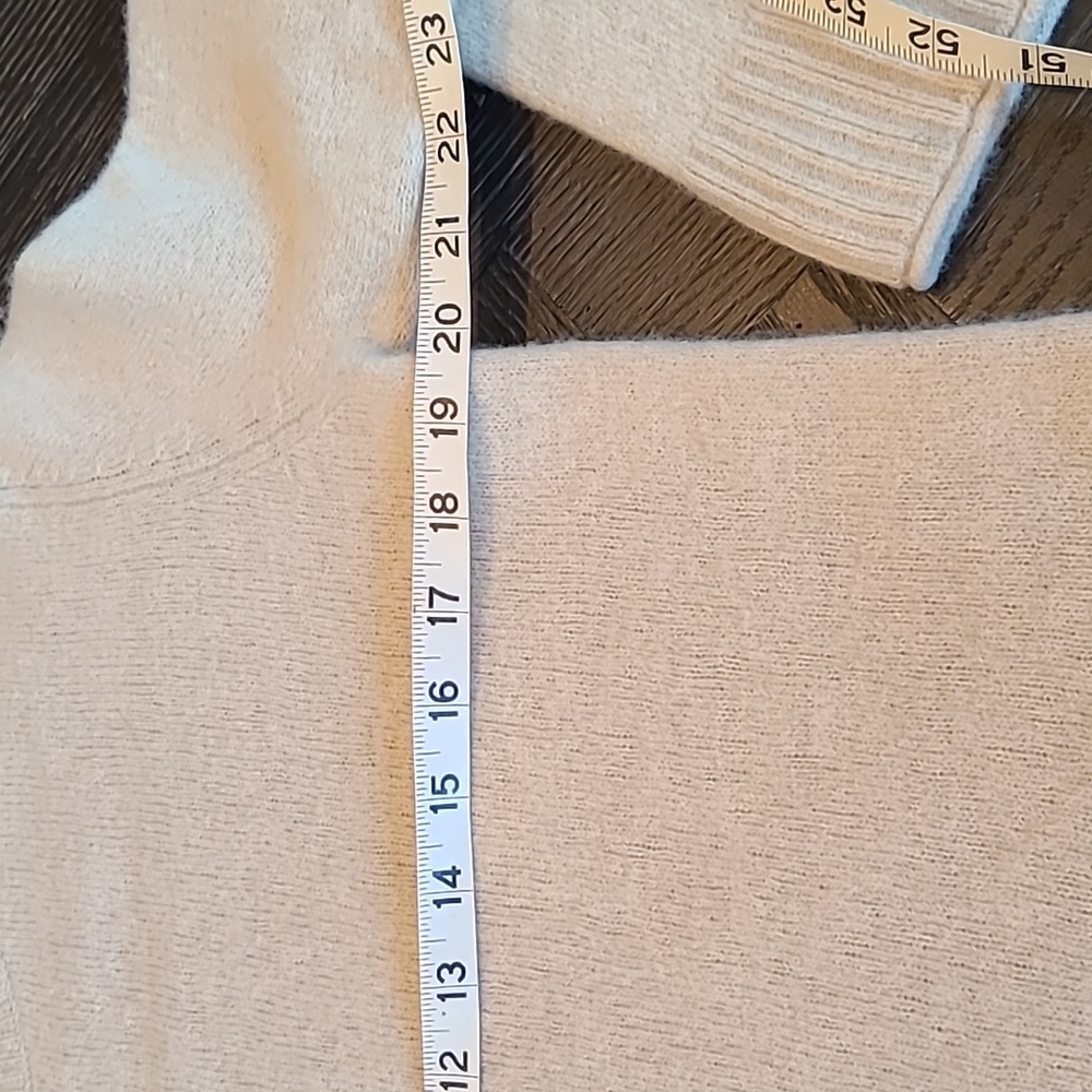 Jenni Kayne Everyday Sweater - Picture 11 of 13